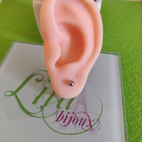 Arete dormilonas plateada bolita acero inoxidable