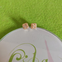 Arete dorado cuadrado-100