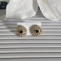 Arete dorado flor-122