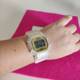 Reloj deportivo transparente